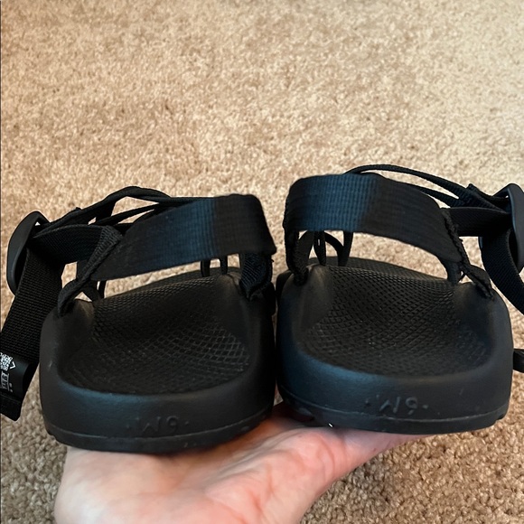 Chaco Women’s 2X/2 Classic Sandals - Picture 6 of 9